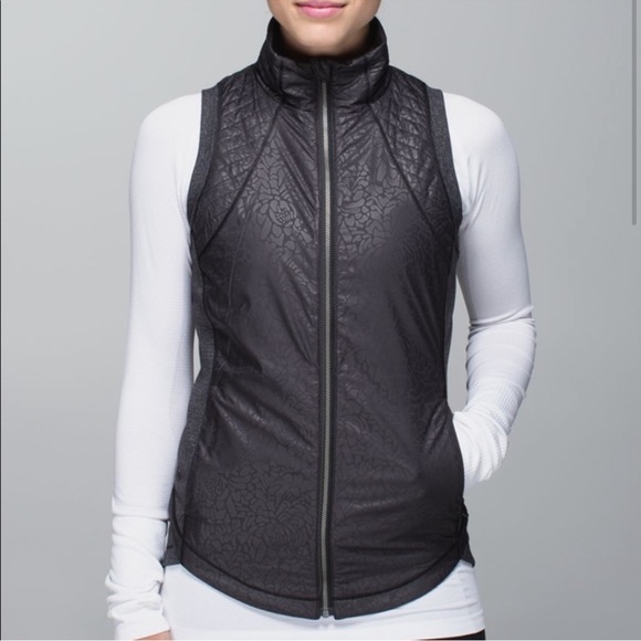 Lululemon Rare Rebel Runner Vest - Picture 4 of 16